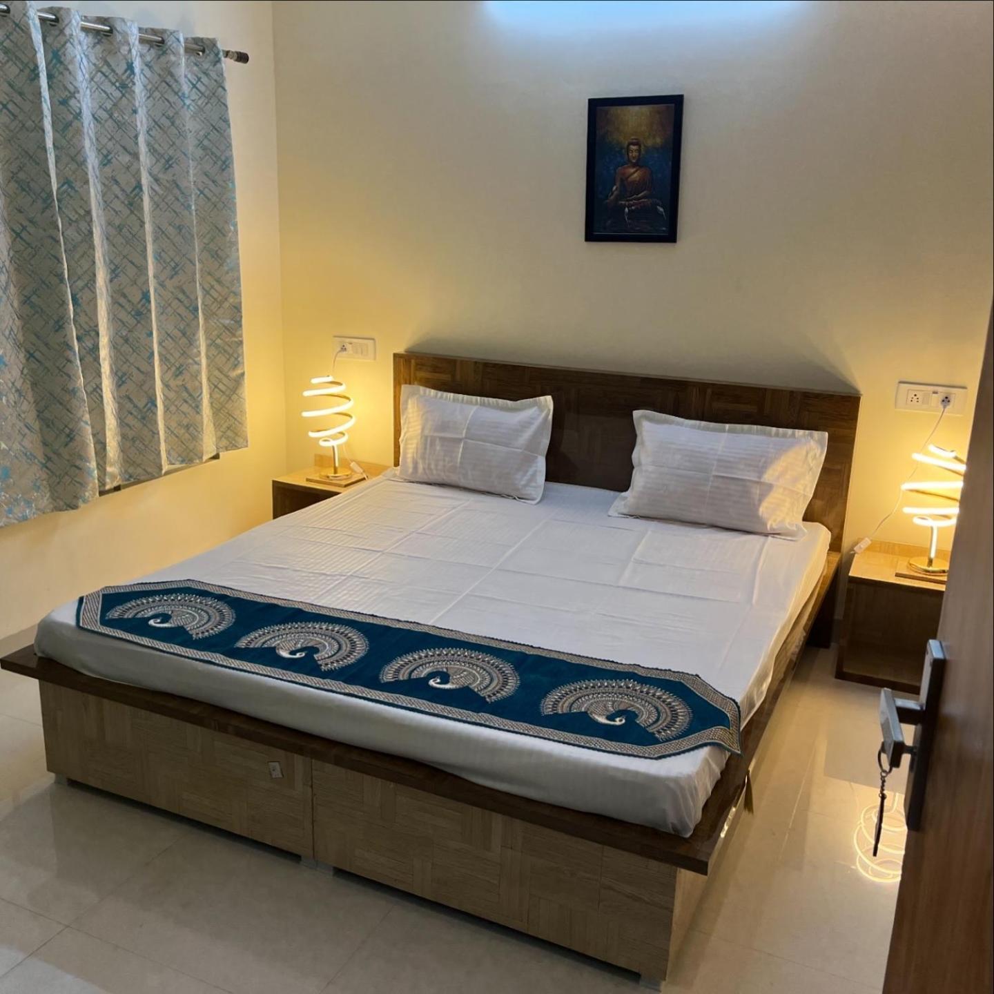 Hotel Shivashray Luxury Stays & Inn Ujjain Exteriör bild